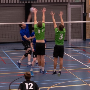 Heren 1 - VC WIK Groot-Ammers HS2
