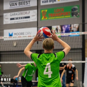 r6m20576_54919860864_o