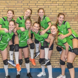 Meisjes B1