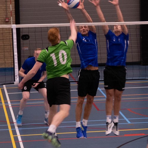 Heren 1 - VC WIK Groot-Ammers HS2