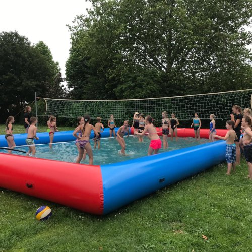 Verfrissend watervolleybaltoernooi