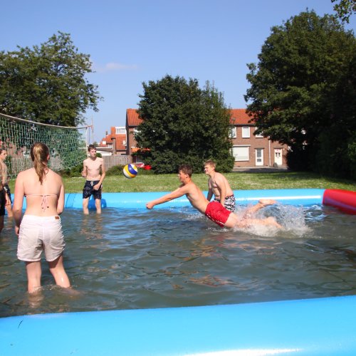 Verfrissend watervolleybaltoernooi